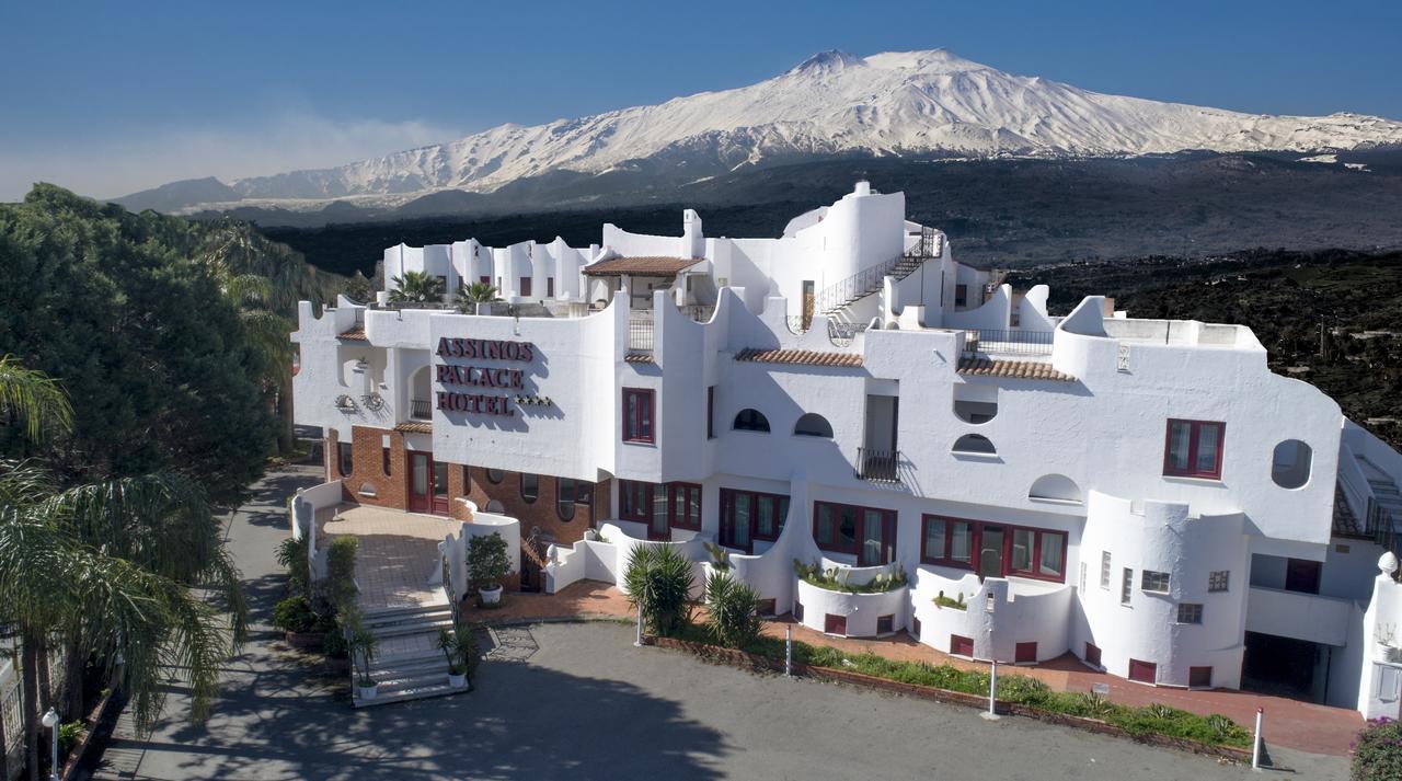 Assinos Palace Hotel Джардини Наксос Екстериор снимка