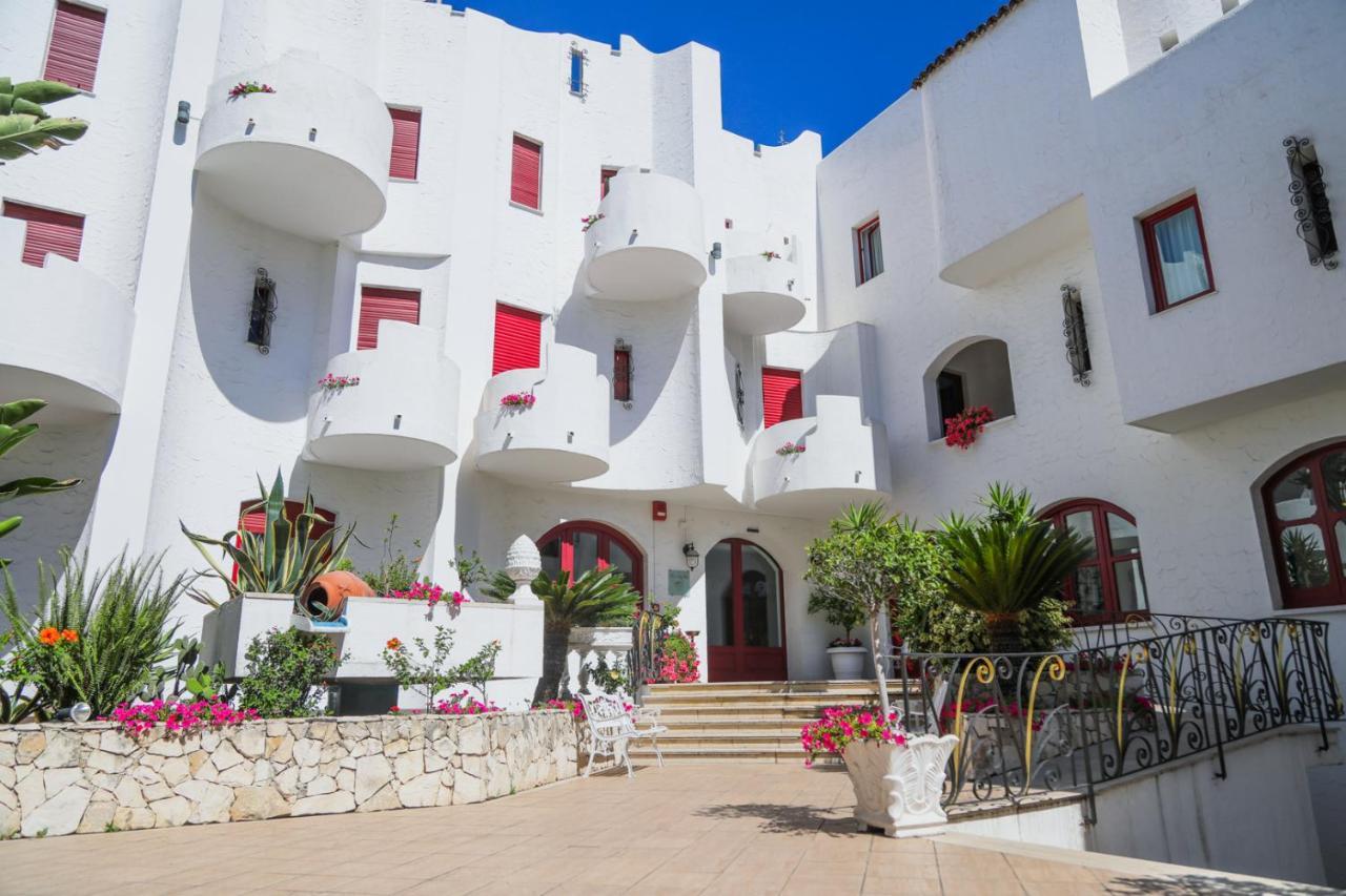 Assinos Palace Hotel Джардини Наксос Екстериор снимка