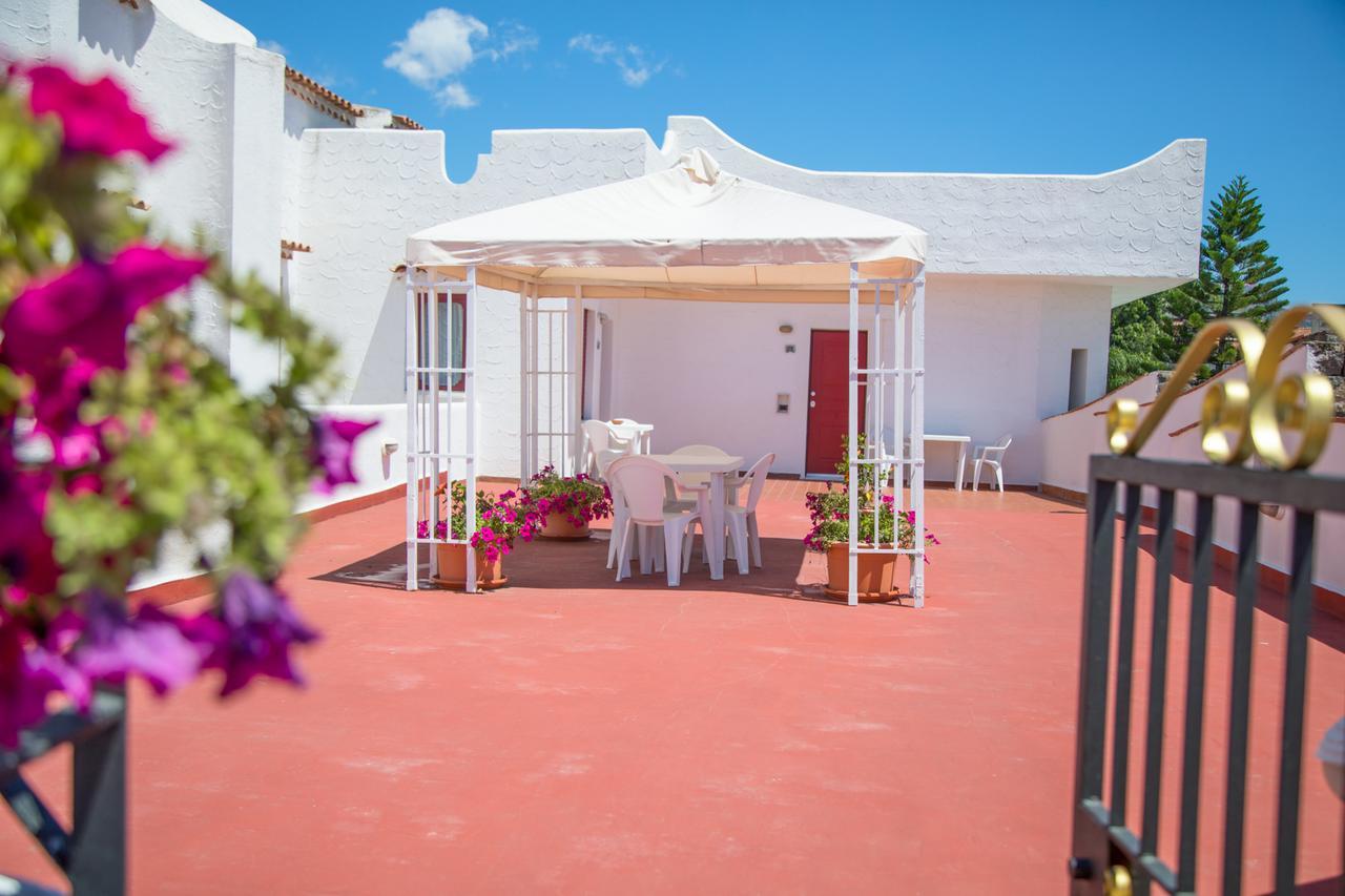 Assinos Palace Hotel Джардини Наксос Екстериор снимка